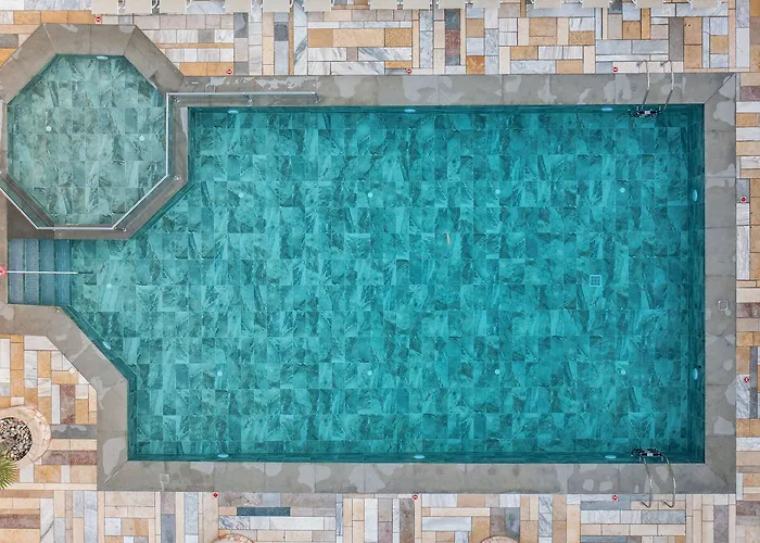 Mythos Appart hôtel 4*