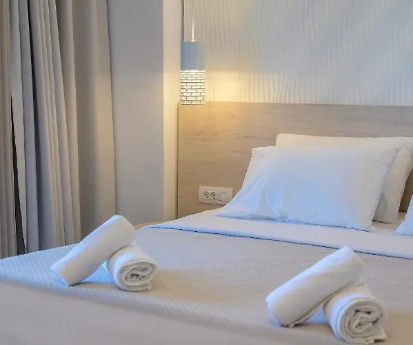 Mythos Hotel de apartamente 4*