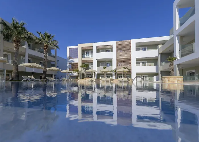 Mythos Hotel de apartamente 4*