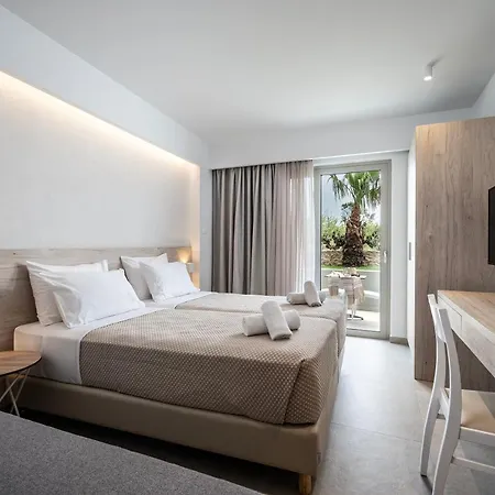 Aparthotel Mythos