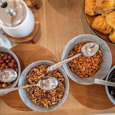 Ξενοδοχείο με διαμερίσματα Mythos Τιγκάκι