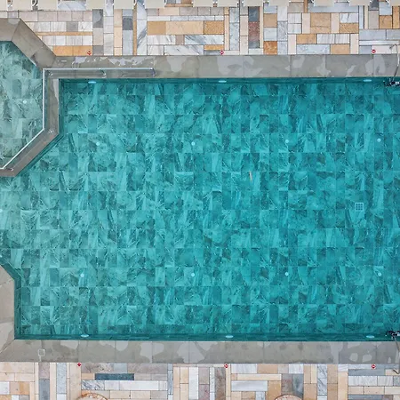 Mythos Ξενοδοχείο με διαμερίσματα 4*