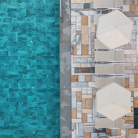 Mythos 4* Τιγκάκι