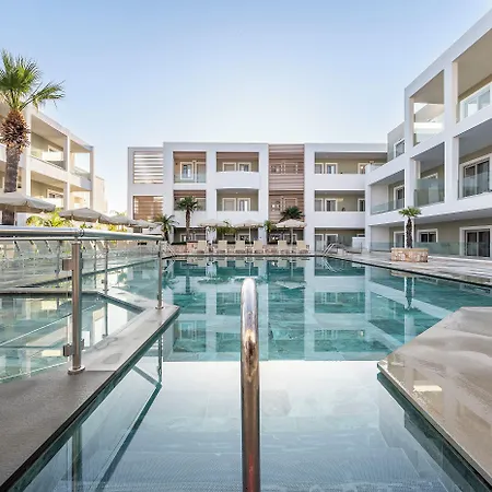 Mythos Aparthotel 4*