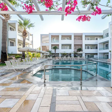 Mythos Aparthotel 4*